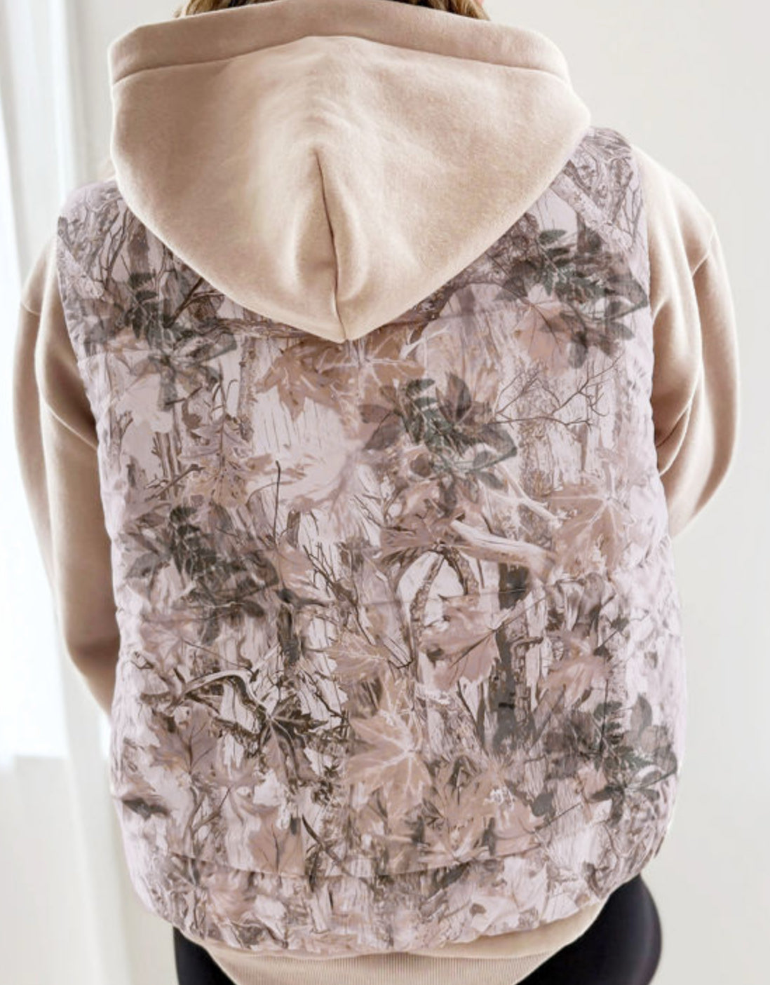 Brown camo leaf print winter puffer vest