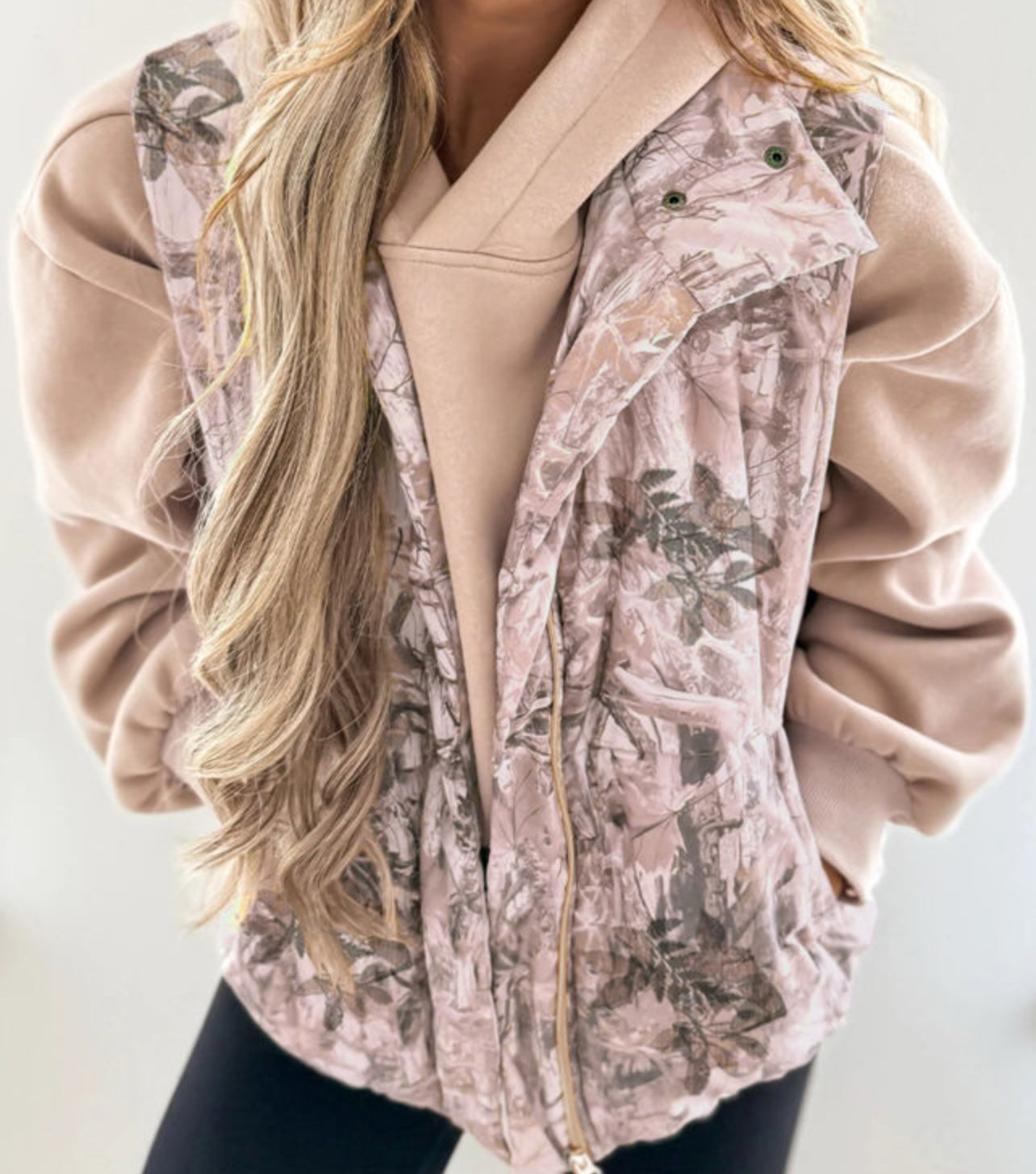 Brown camo leaf print winter puffer vest