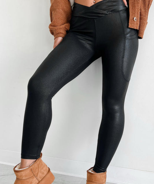Black V Crossover High Waist Pocketed Leggings