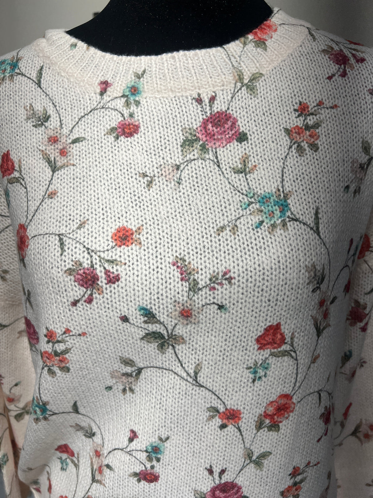 Floral Lightweight Long sleeve sweater