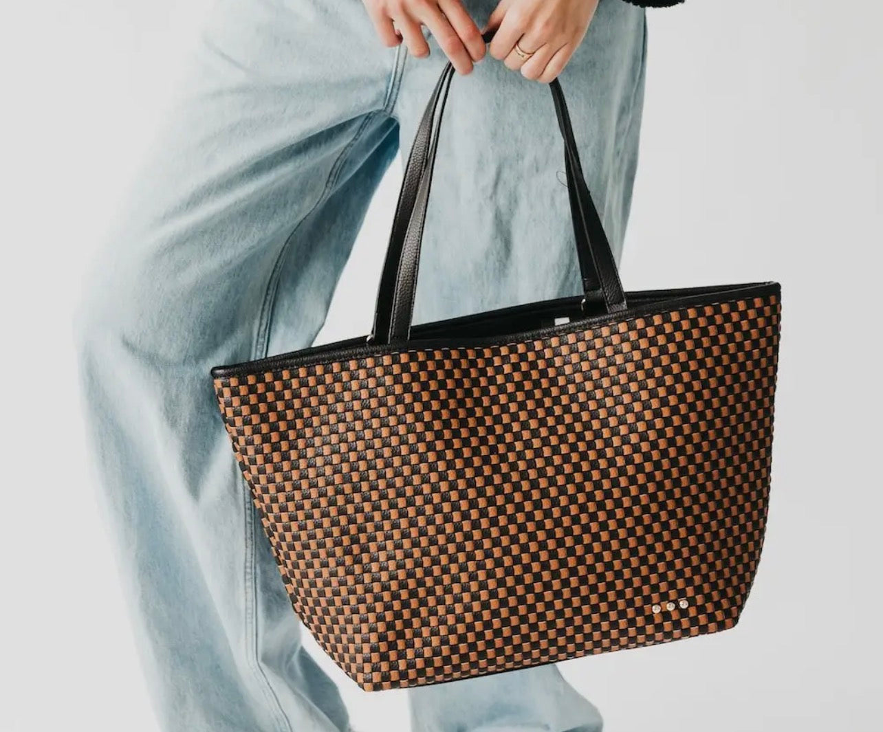 Woven Tiffany Organizer Tote Bag