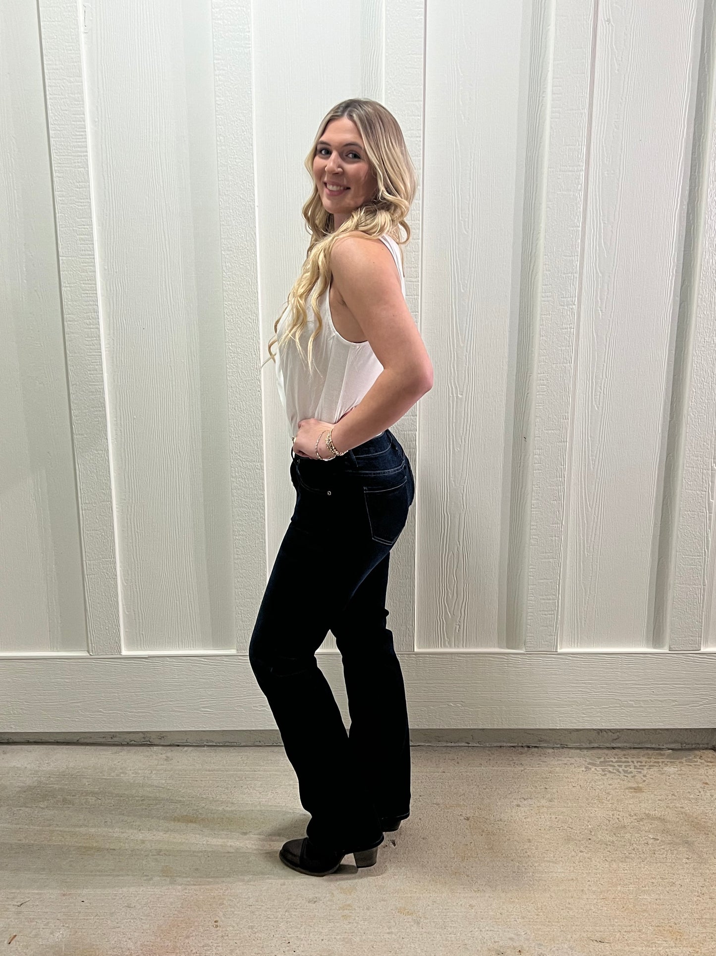 Sleeveless V-neck Mesh Bodysuit