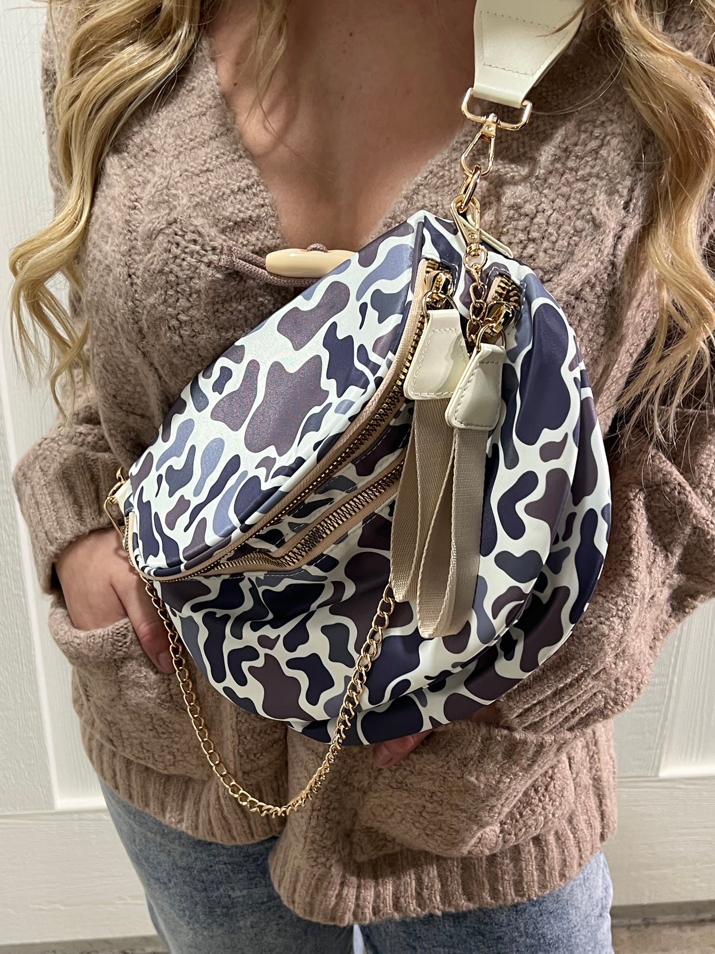 White Camouflage Print Double Zipper Crossbody Bag