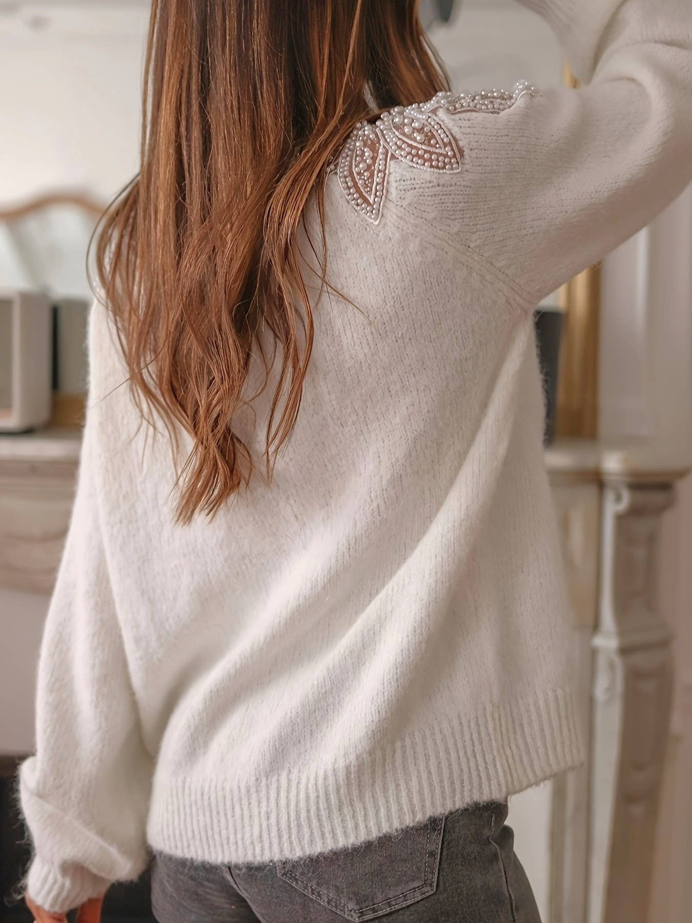 Elegant Ecru Pearls Shoulder Patchwork Knit Sweater